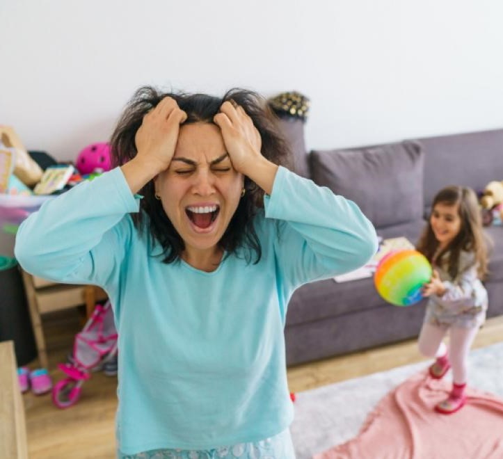 Couple attending relationship therapy to strengthen their marriage