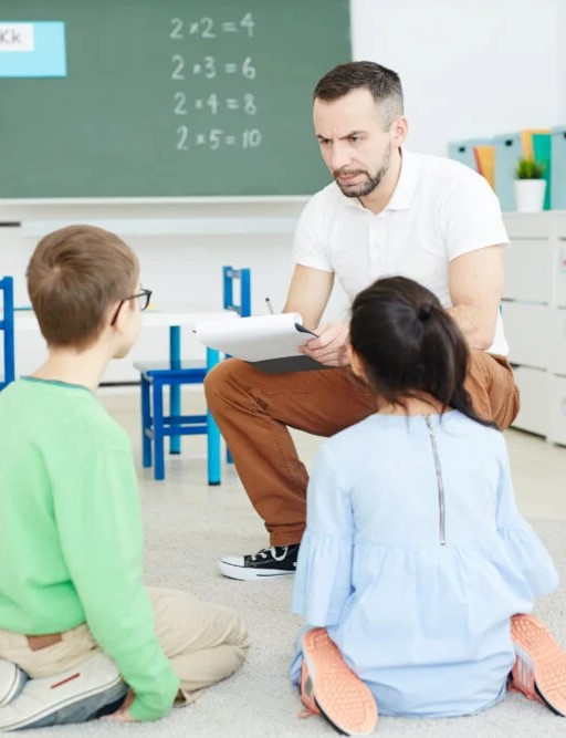 Couple attending relationship therapy to strengthen their marriage